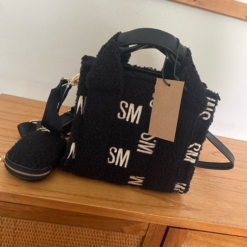 Steve Madden Sherpa purse - Picture 3 of 3